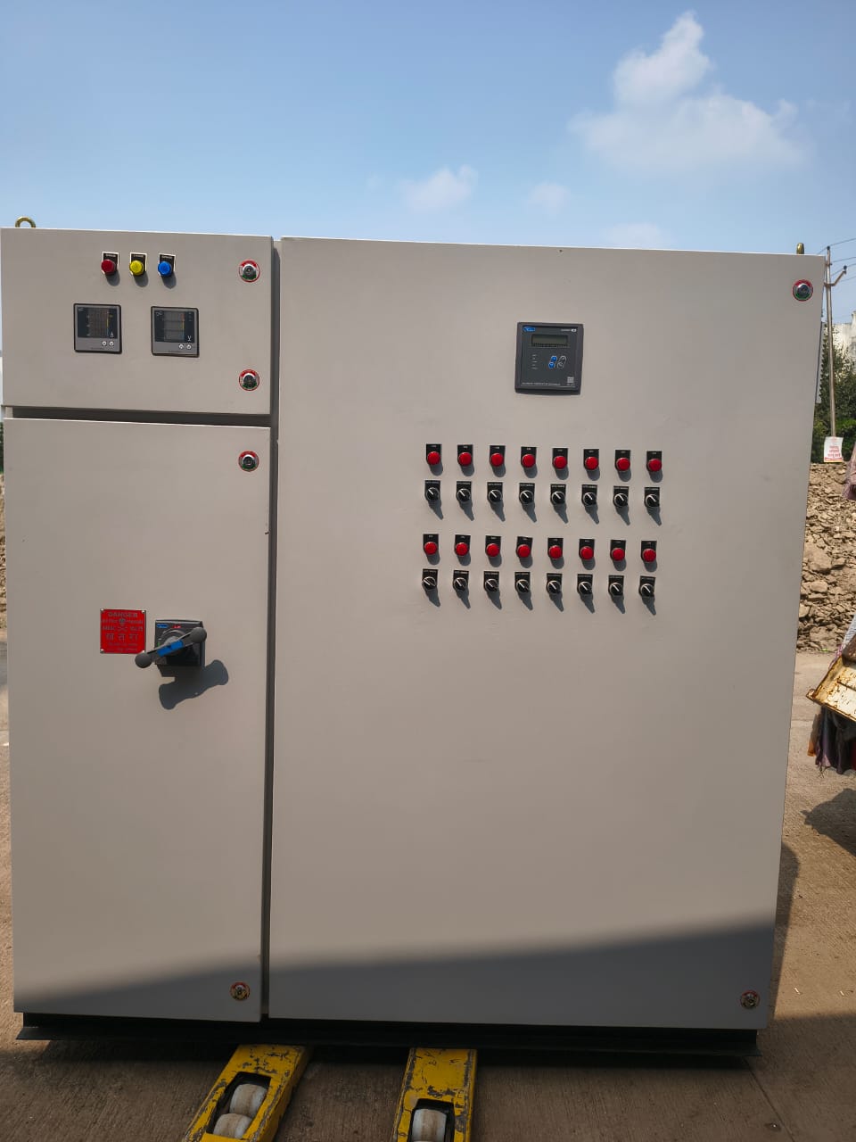 Multi-Feeder Motor Control Center (MCC) Panel